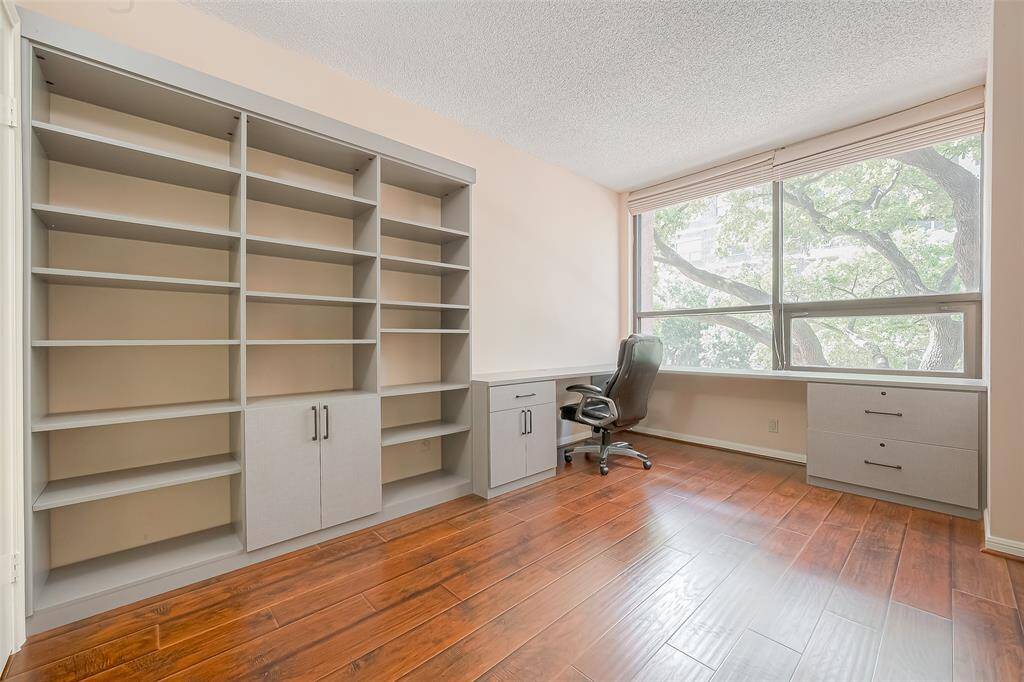 The cozy secondary bedroom can serve as a peaceful retreat for guests or loved ones. It could be designed with comfort in mind, offering a welcoming ambiance for rest and relaxation.