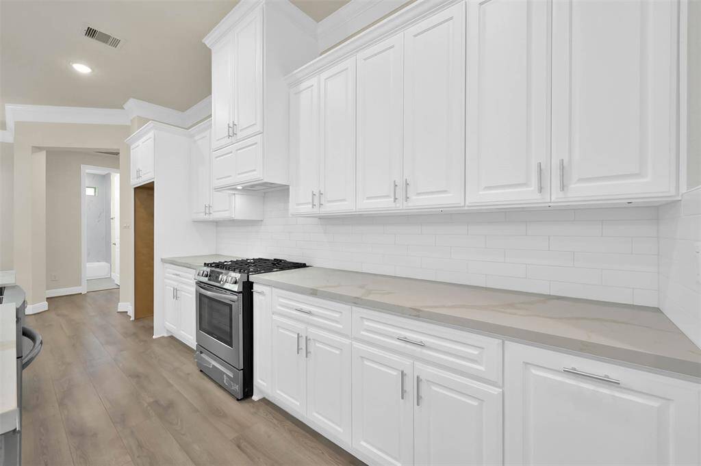 Similar Kitchen with Custom Built Cabinets Built by TX Best Home Builders