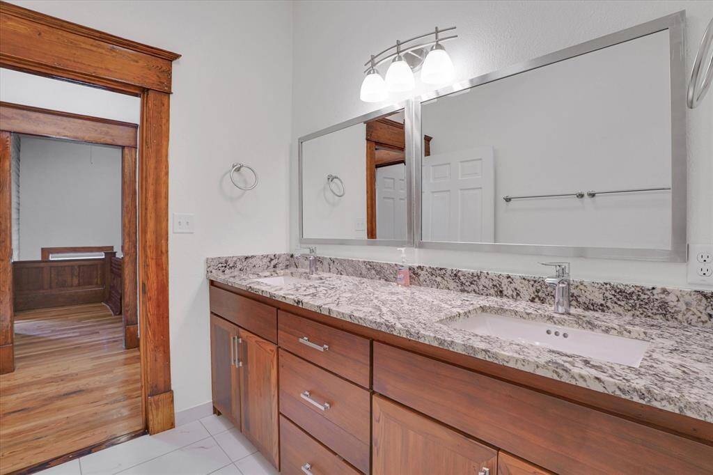 Common 2nd floor bath. Double vanity.