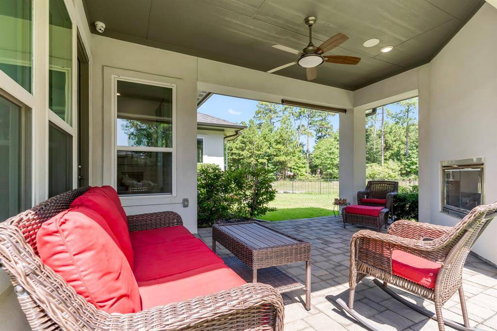 Patios views over the garden