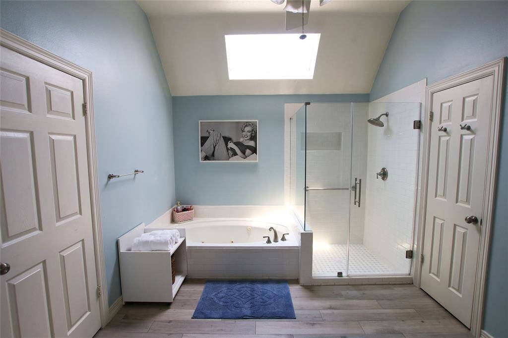 Master Bath 1