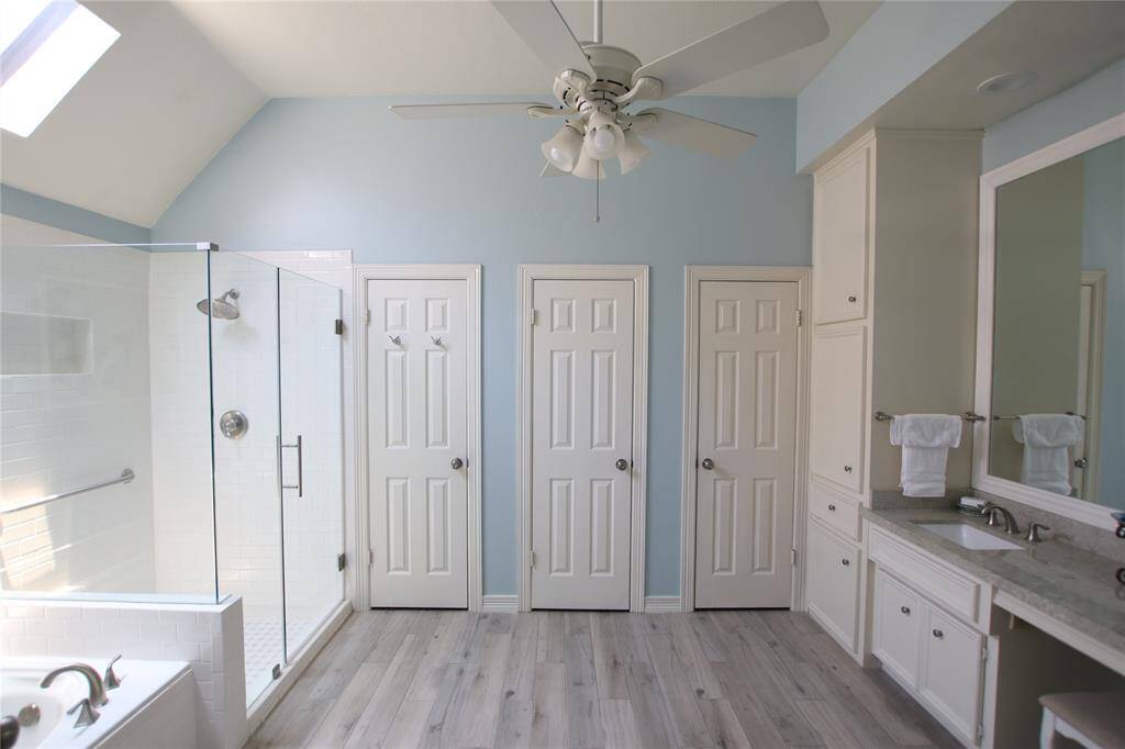 Master Bath 4