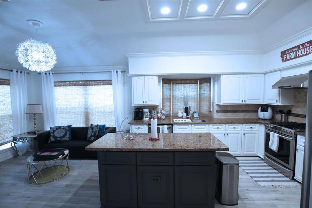 Kitchen 3