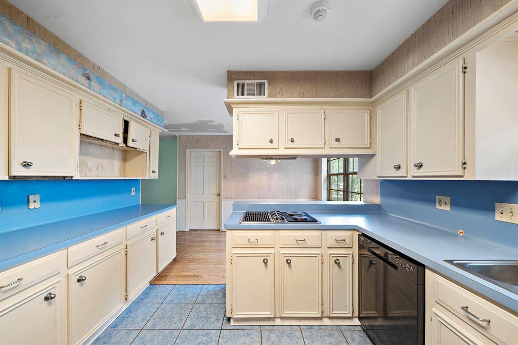 The kitchen opens up to the breakfast nook.