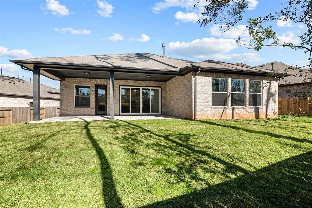 Welcome to The Bluffwood by David Weekley Homes. Move-In-Ready Now!