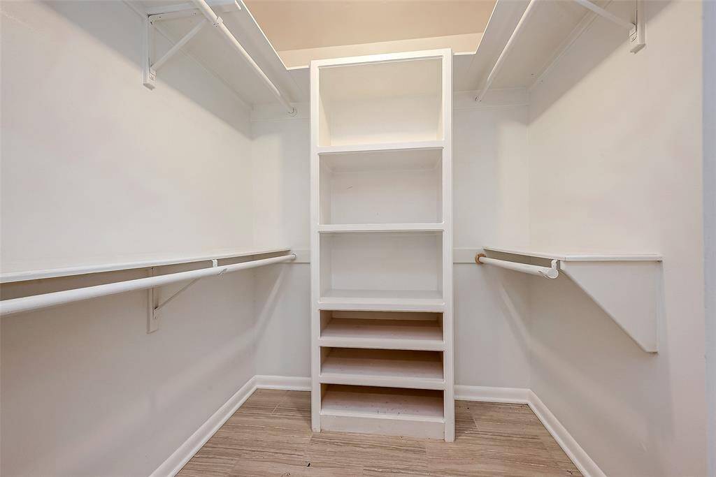 Master Closet 1