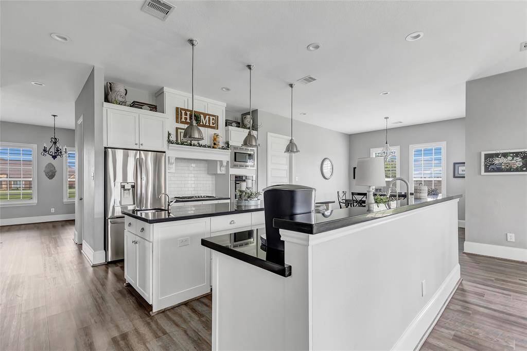 Abundance of cabinets