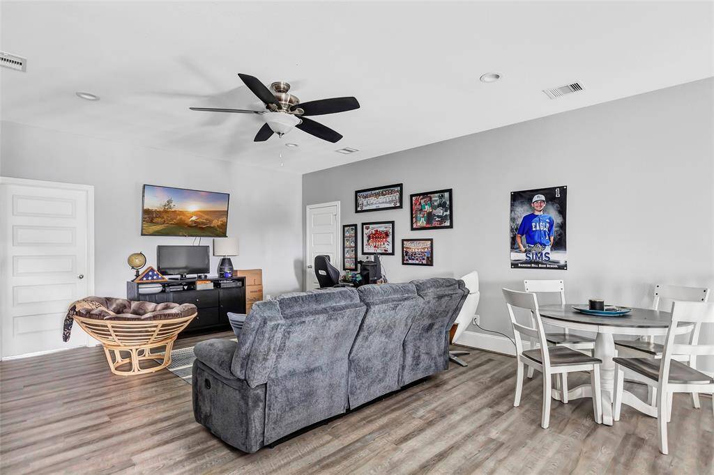Spacious game room