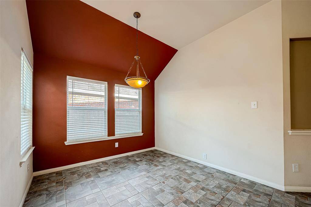 View from family room into the breakfast area