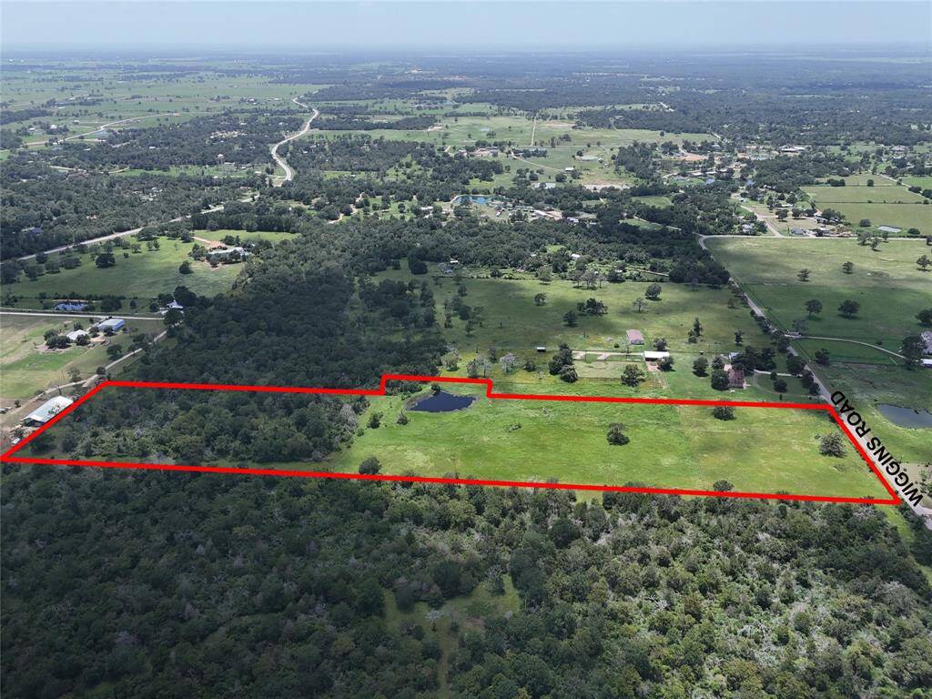 The Red Lines are the approx. location of the Boundary Lines for quick reference only. Please refer to the attached Survey for the Exact Location of the Boundary Lines.