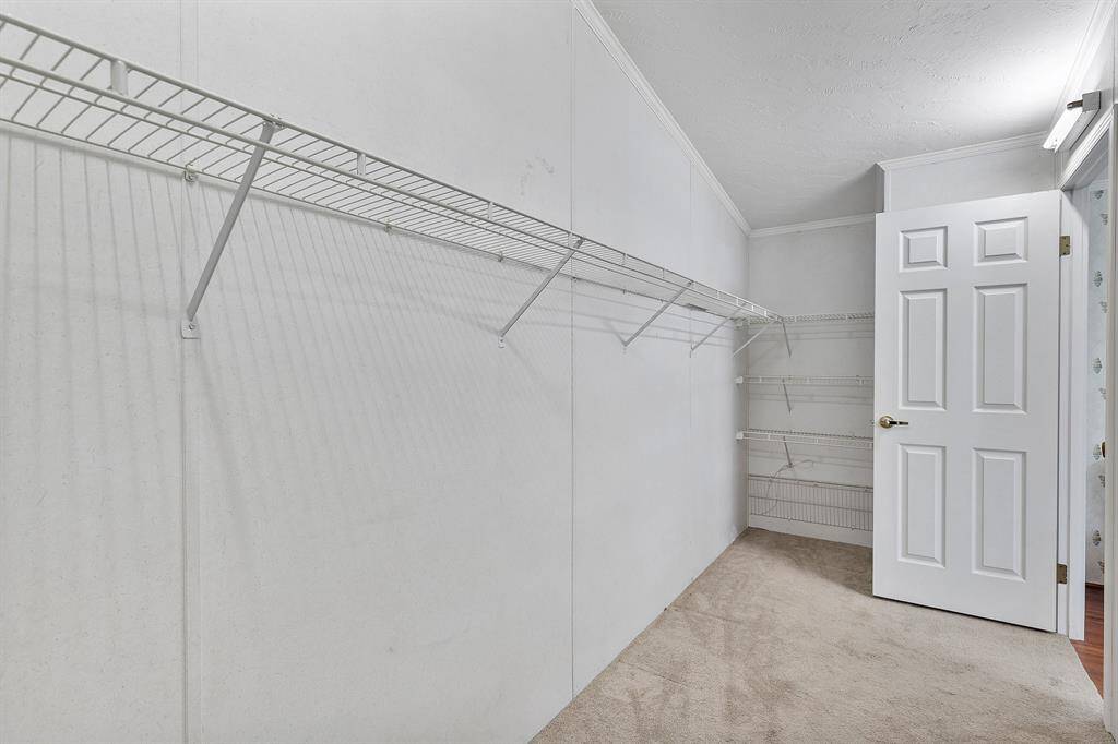 Spacious walk in closet