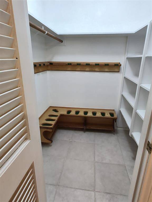 Ready for your long guns in this closet!