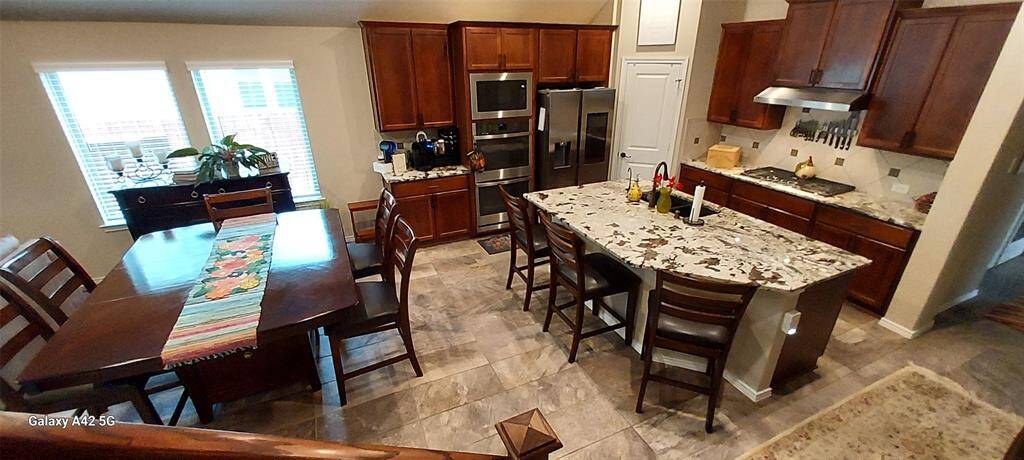 Open kitchen and dining area