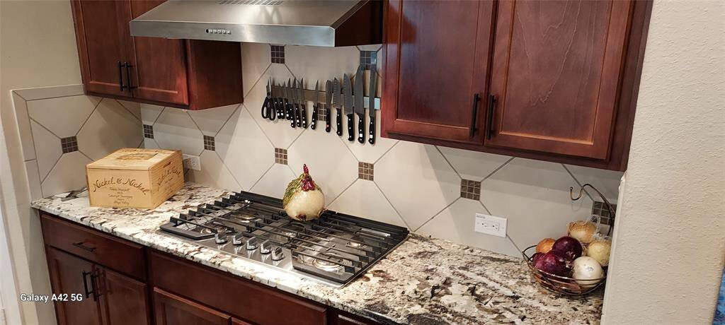 GE 36" 5 burner gas cooktop dishwasher safe grates