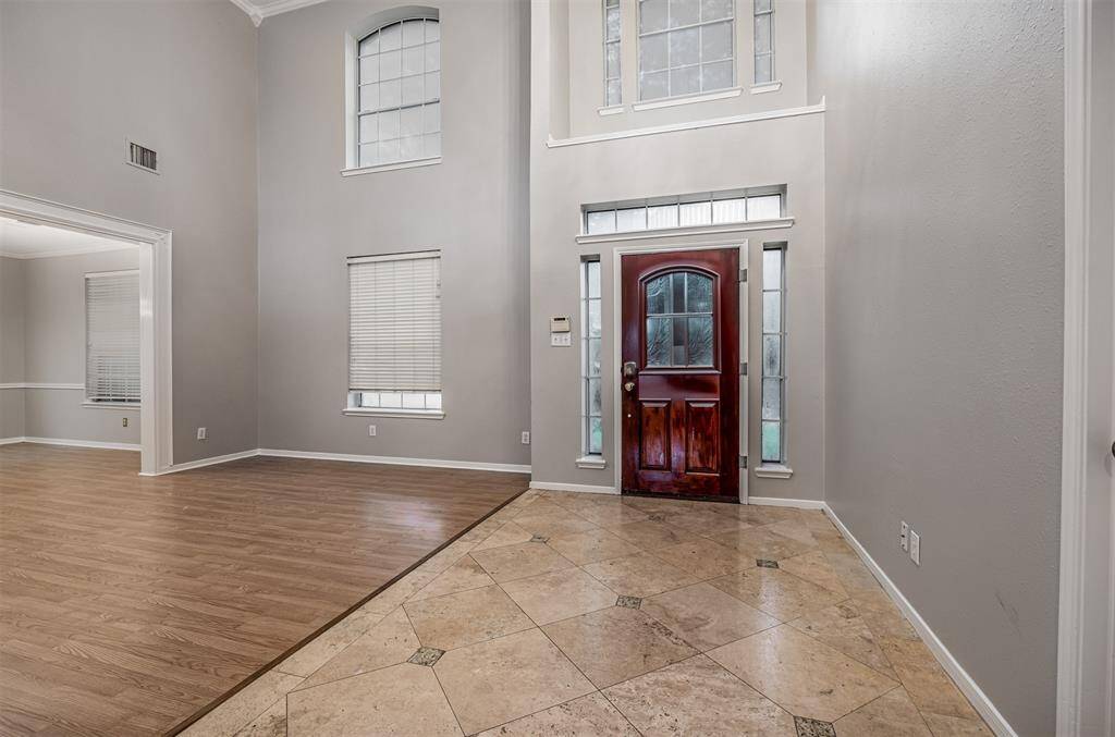 Formal dining room
