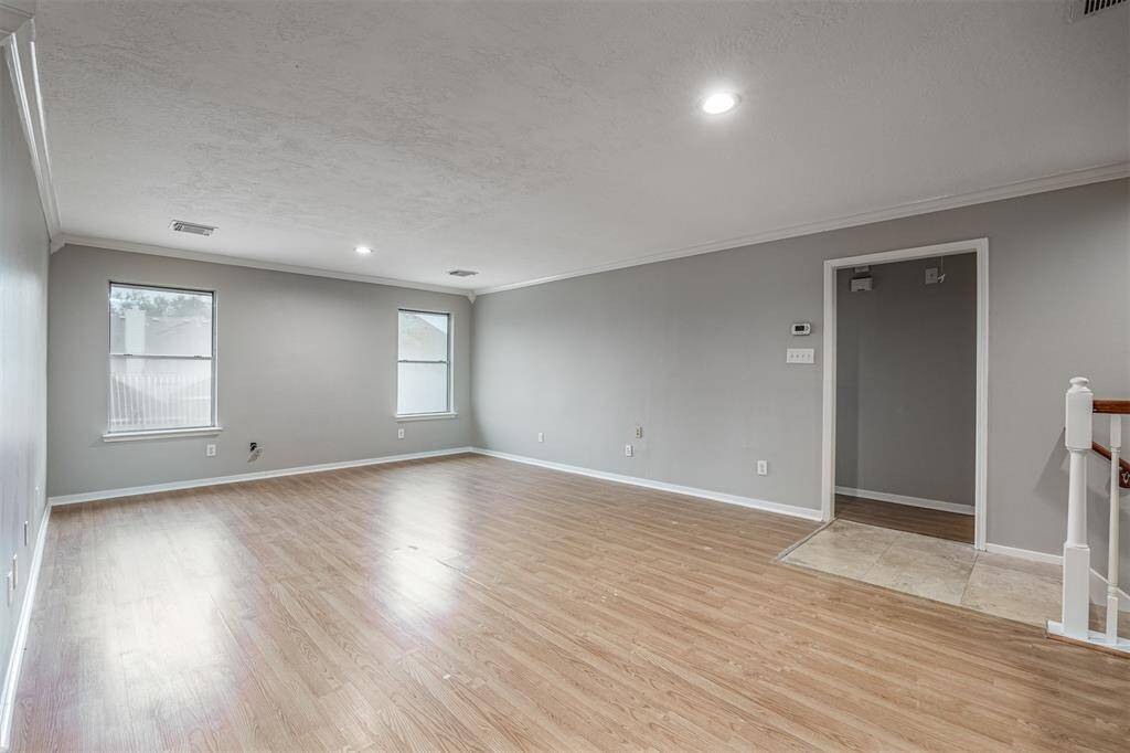 Upstairs entertainment area perfect for kids or guests!