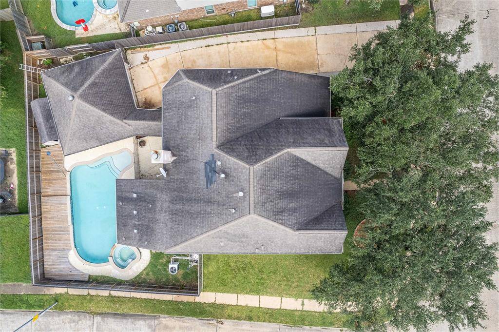 Fantastic backyard for entertaining, complete with a refreshing pool.