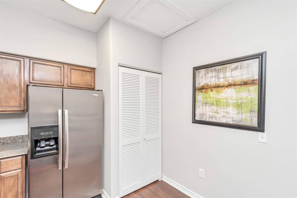 Photos displayed may be of similar apartments or floor plans featuring the same finishes.