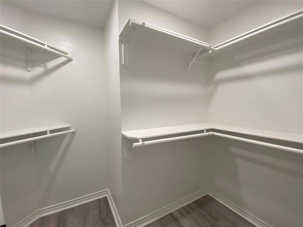 Walk-in closet