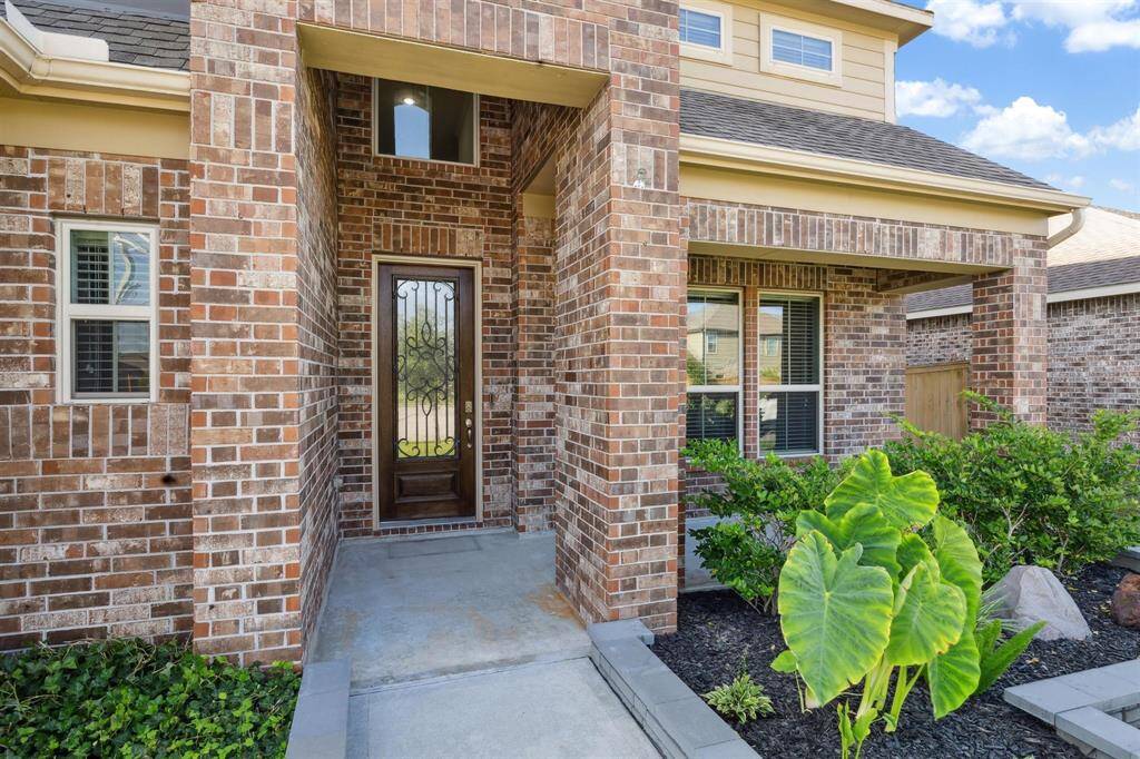 Covered Entry and Front Porch