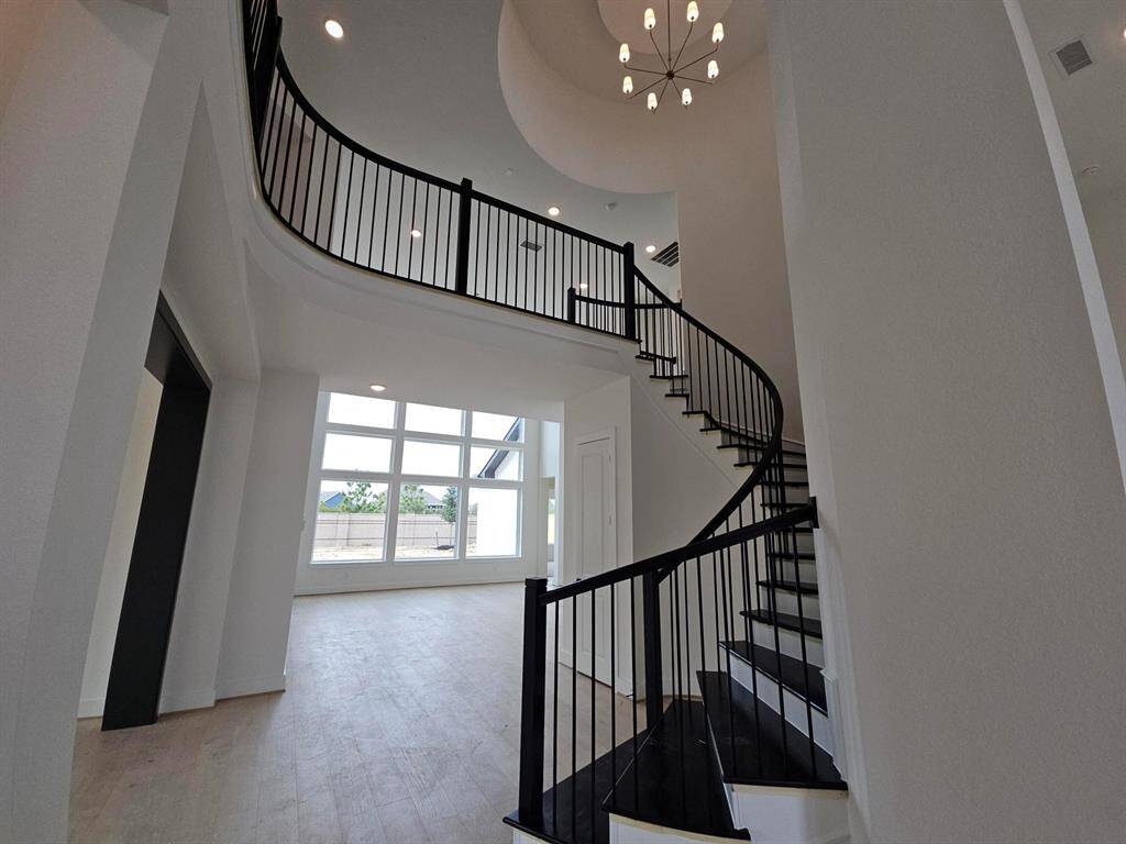 WELCOME HOME