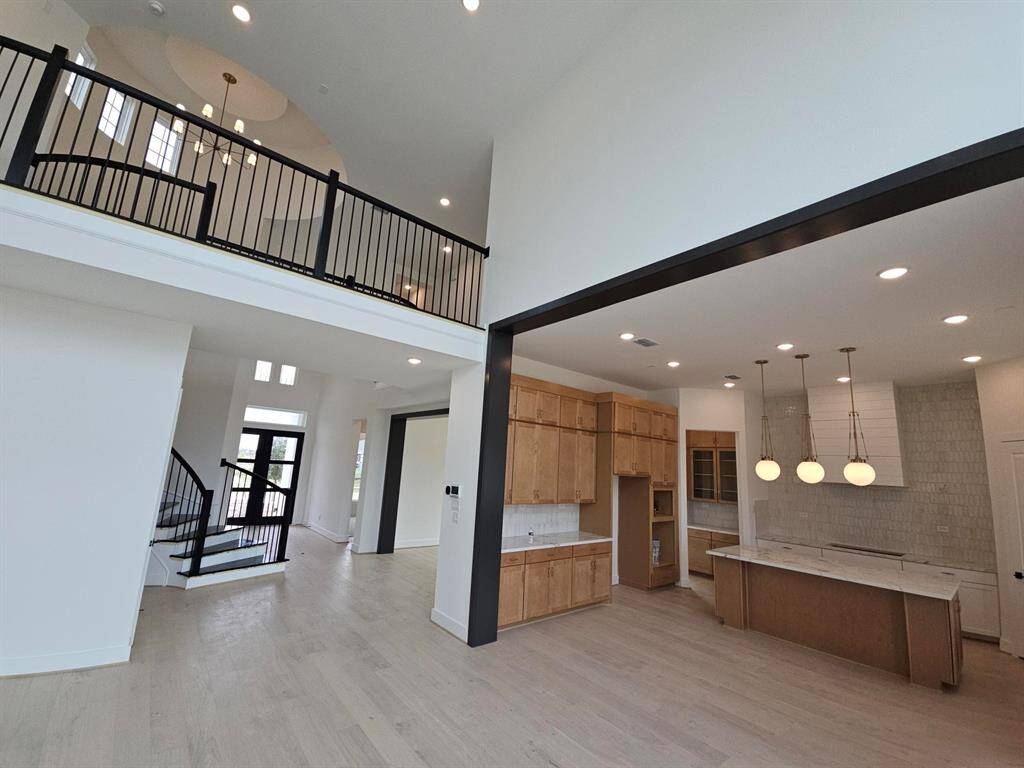 OPEN CONCEPT