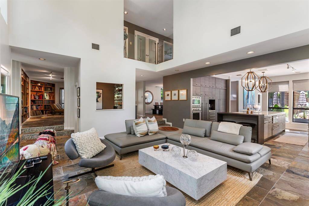 With an effortless flow, this home's open floor plan provides a sense of spaciousness & seamless connectivity. Perfect for entertaining family and friends year round.