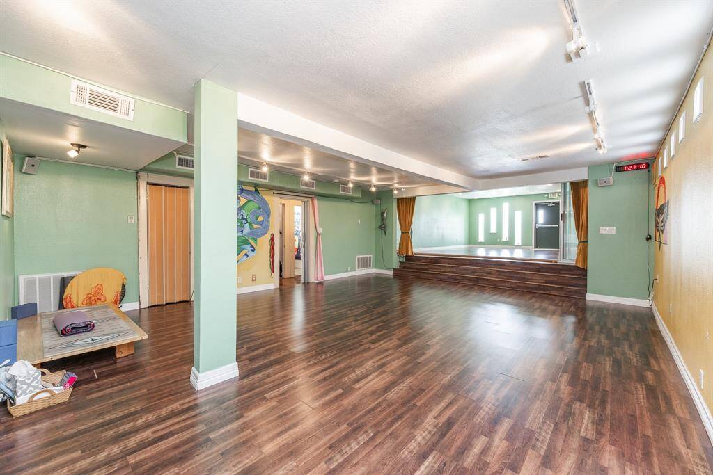 Entry and reception area