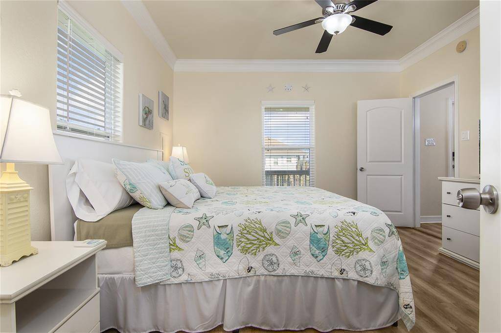 Primary bedroom 1