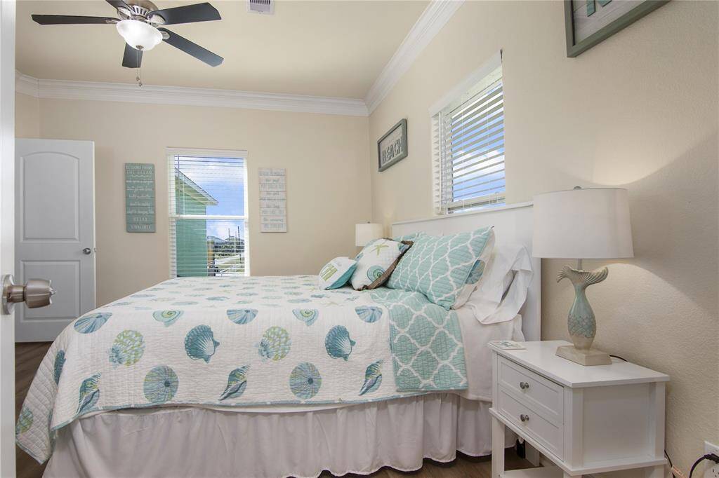 Primary bedroom 2