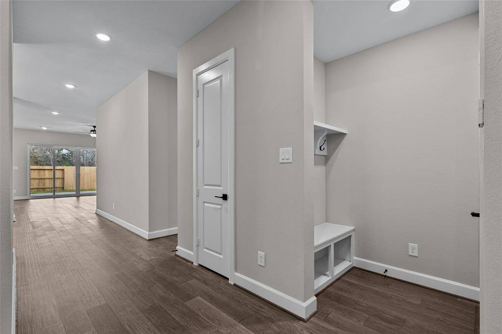 REPRESENTATIVE PHOTO – Photo does not represent actual home options and selections. Ask Sales Consultant for specific selections.