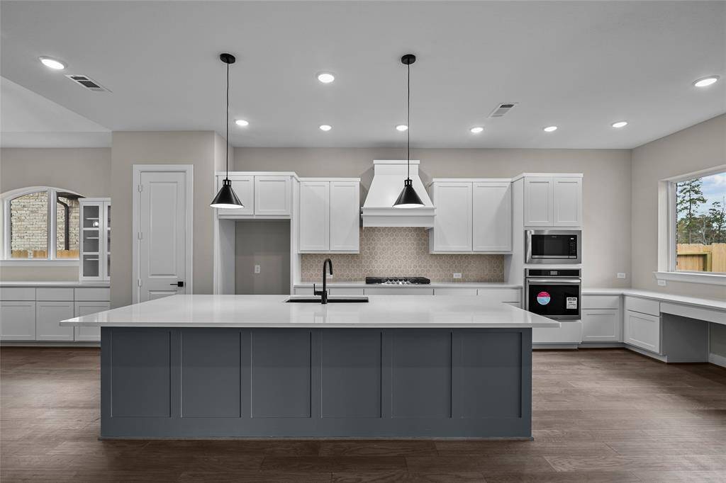 REPRESENTATIVE PHOTO – Photo does not represent actual home options and selections. Ask Sales Consultant for specific selections.