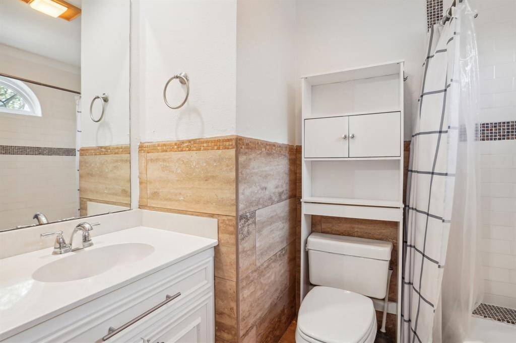 Secondary bedrooms bathroom