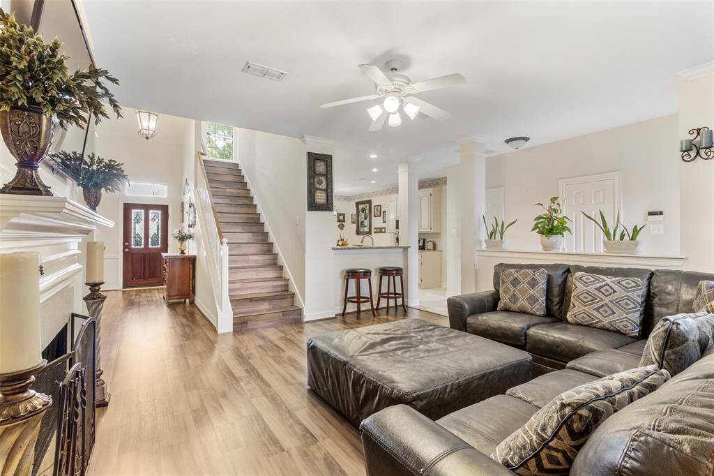 Large Living Area