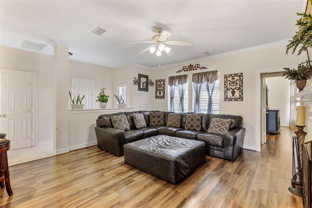 Large Living Area
