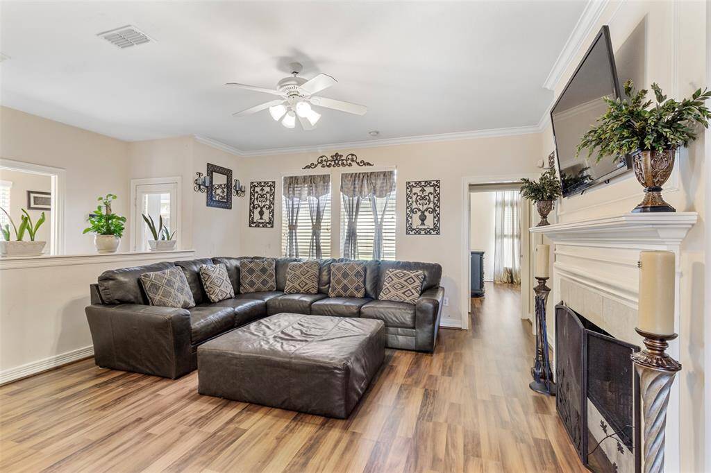 Large Living Area