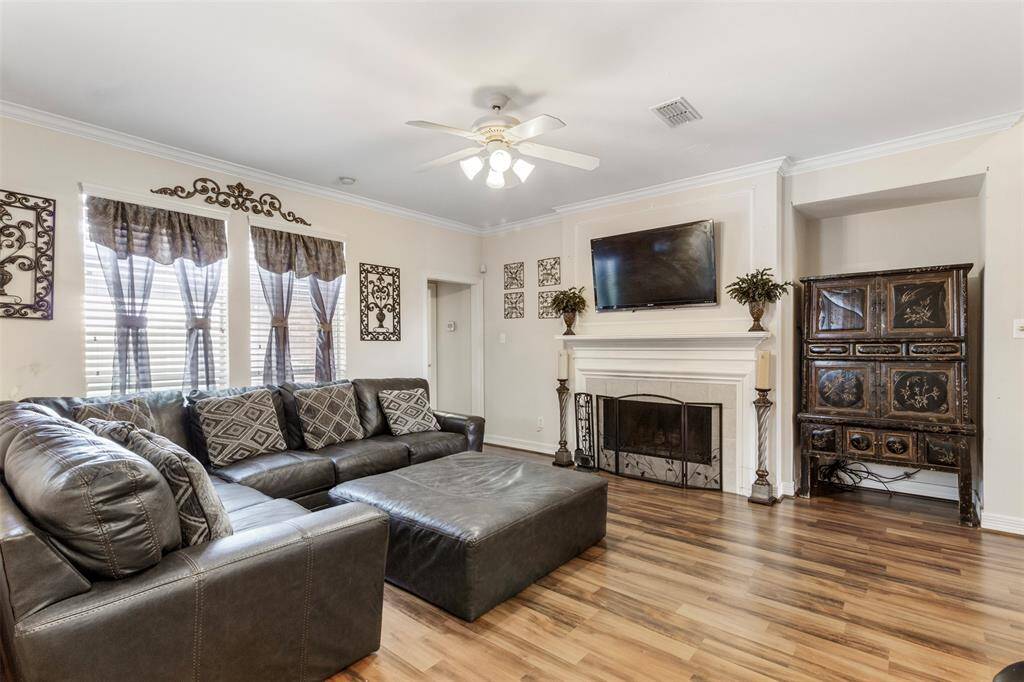 Large Living Area