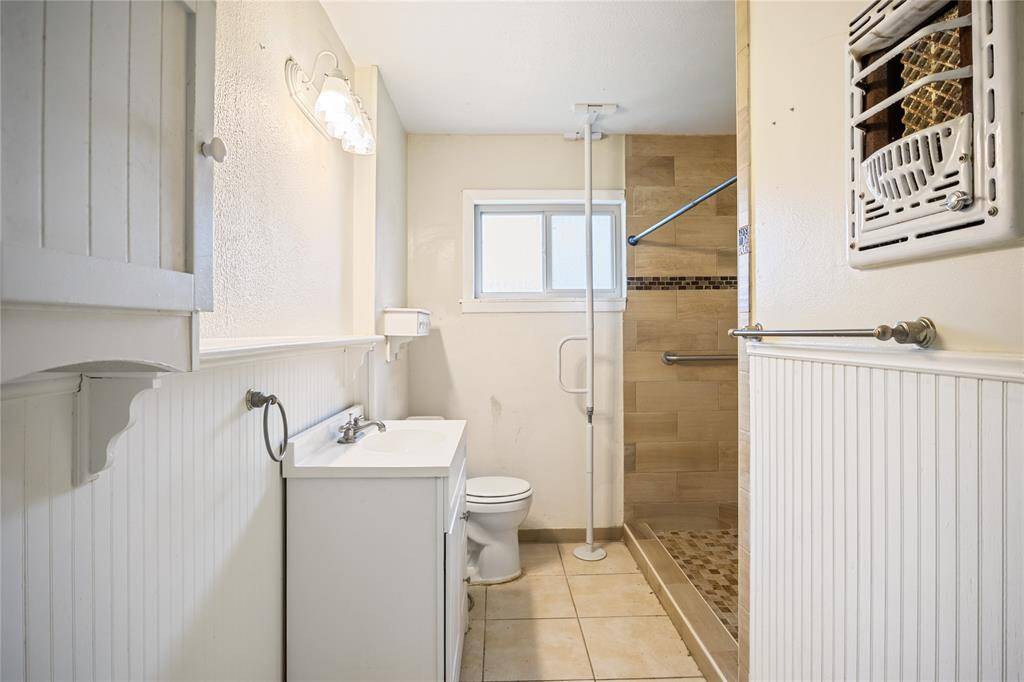 Hall Bath