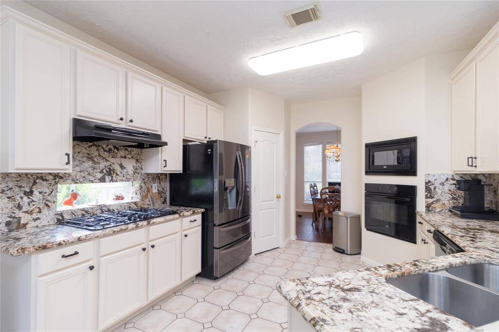 Kitchen with walk-in pantry