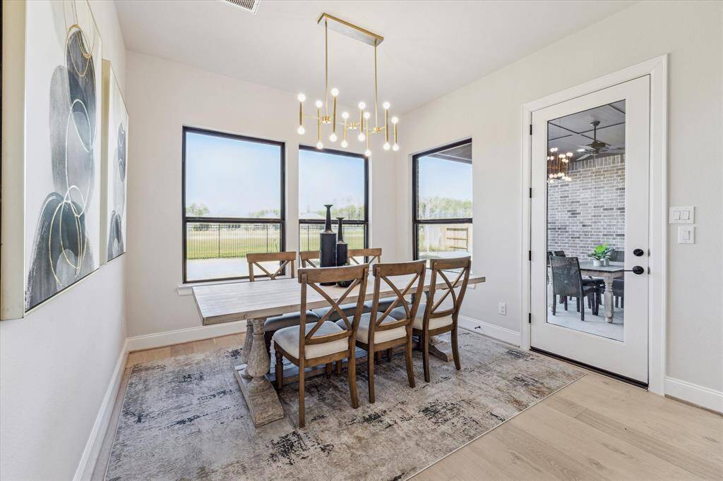 Dining Area with access to Back Porch