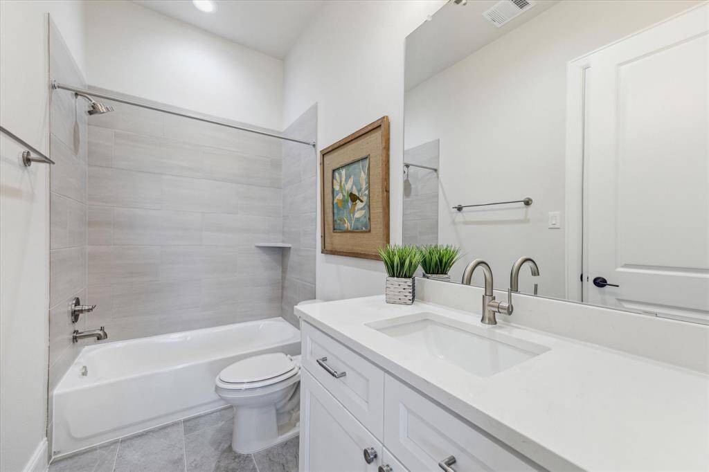 Secondary Full Bath downstairs