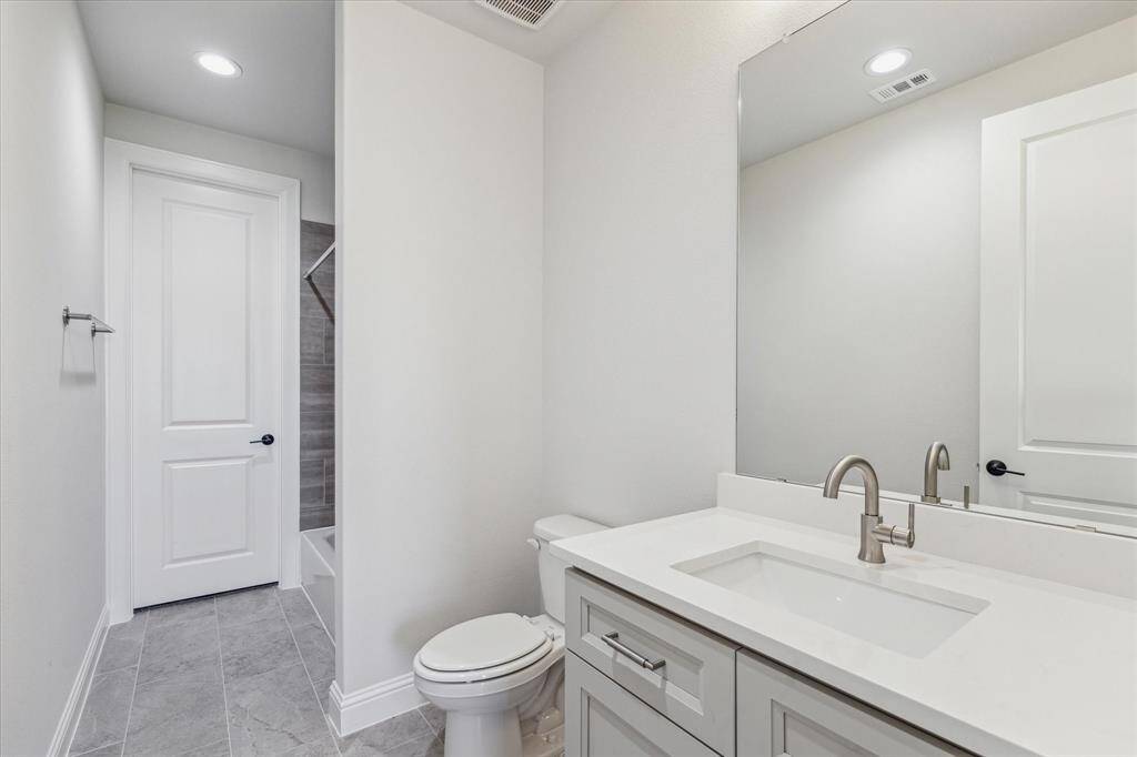 Ensuite Bath