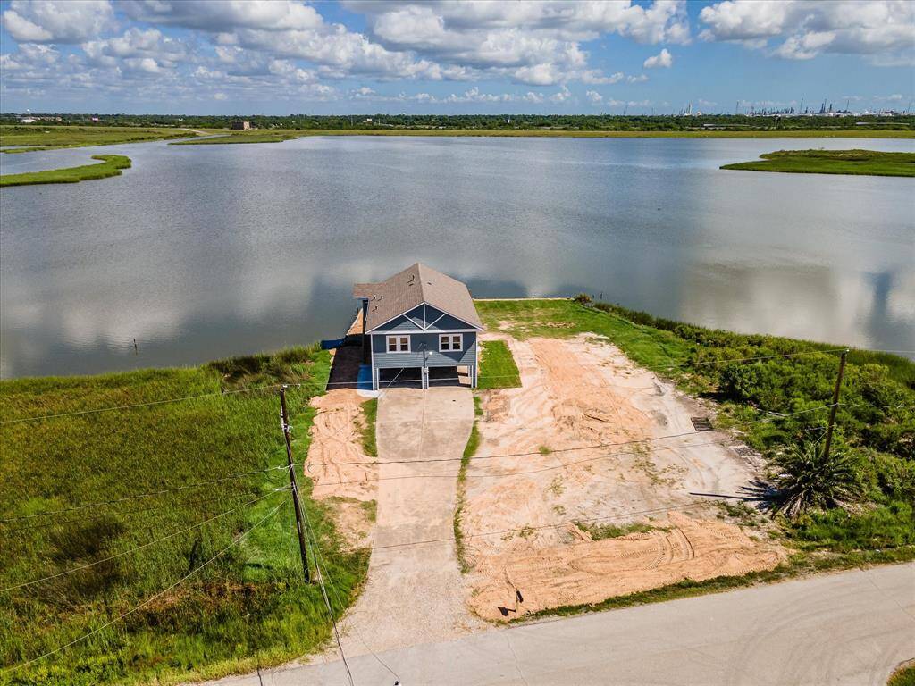 Double waterfront lot!