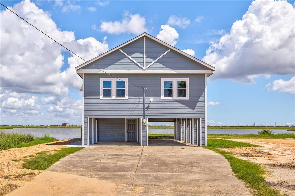 Beautiful double waterfront lot!