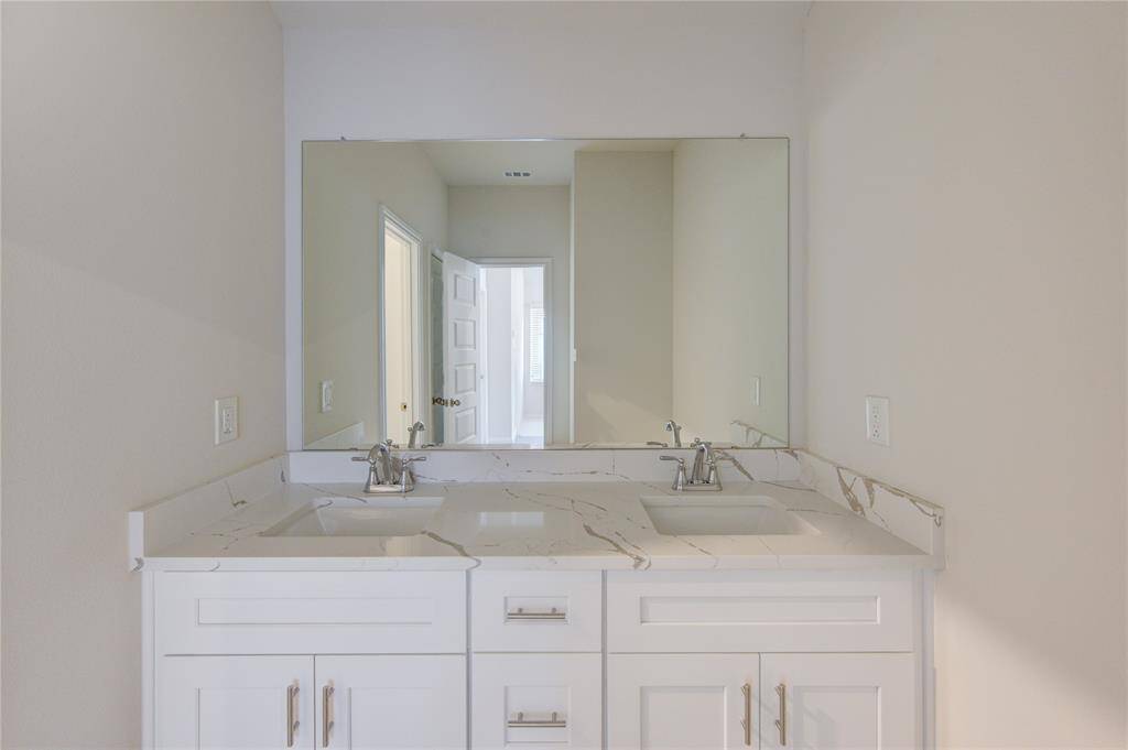 Secondary Bath 2nd Floor