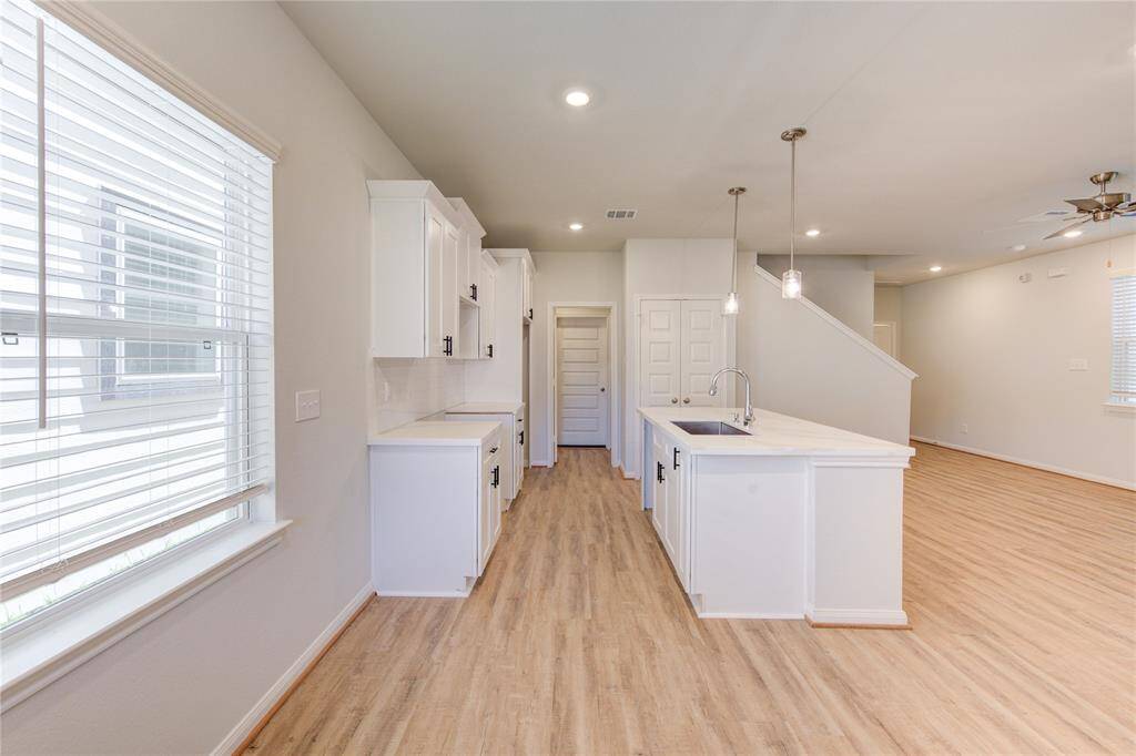 Living Kitchen Combo