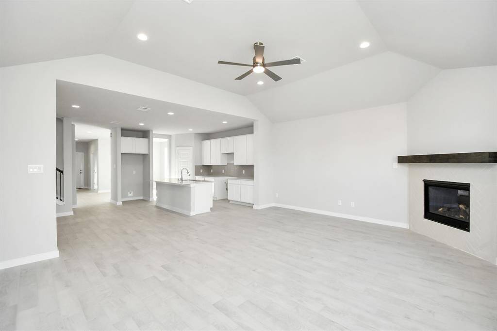 Welcome family and guests to your charming living room!