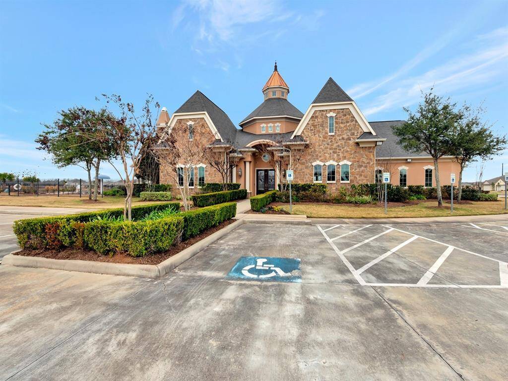 Property Image 6