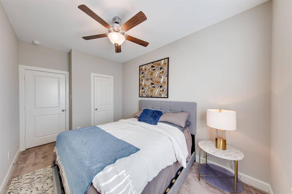 Secondary bedroom