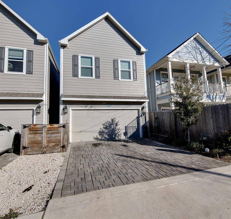 3 Bedroom, 2 1/2 Baths, 2 Car Attached Garage